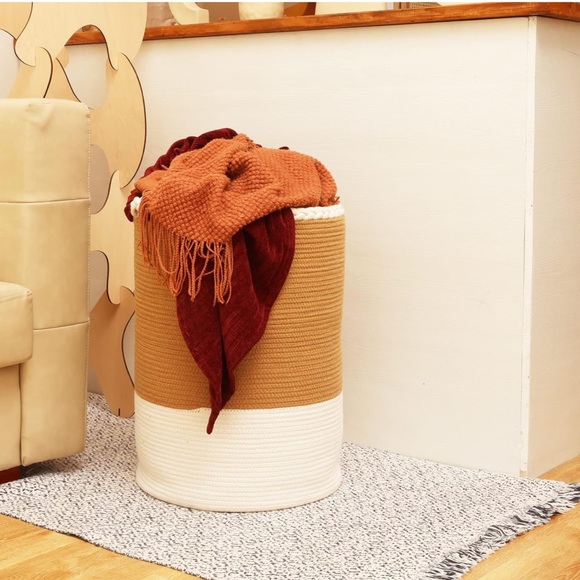 Natural and White Woven Storage Basket - Picture 4 of 6